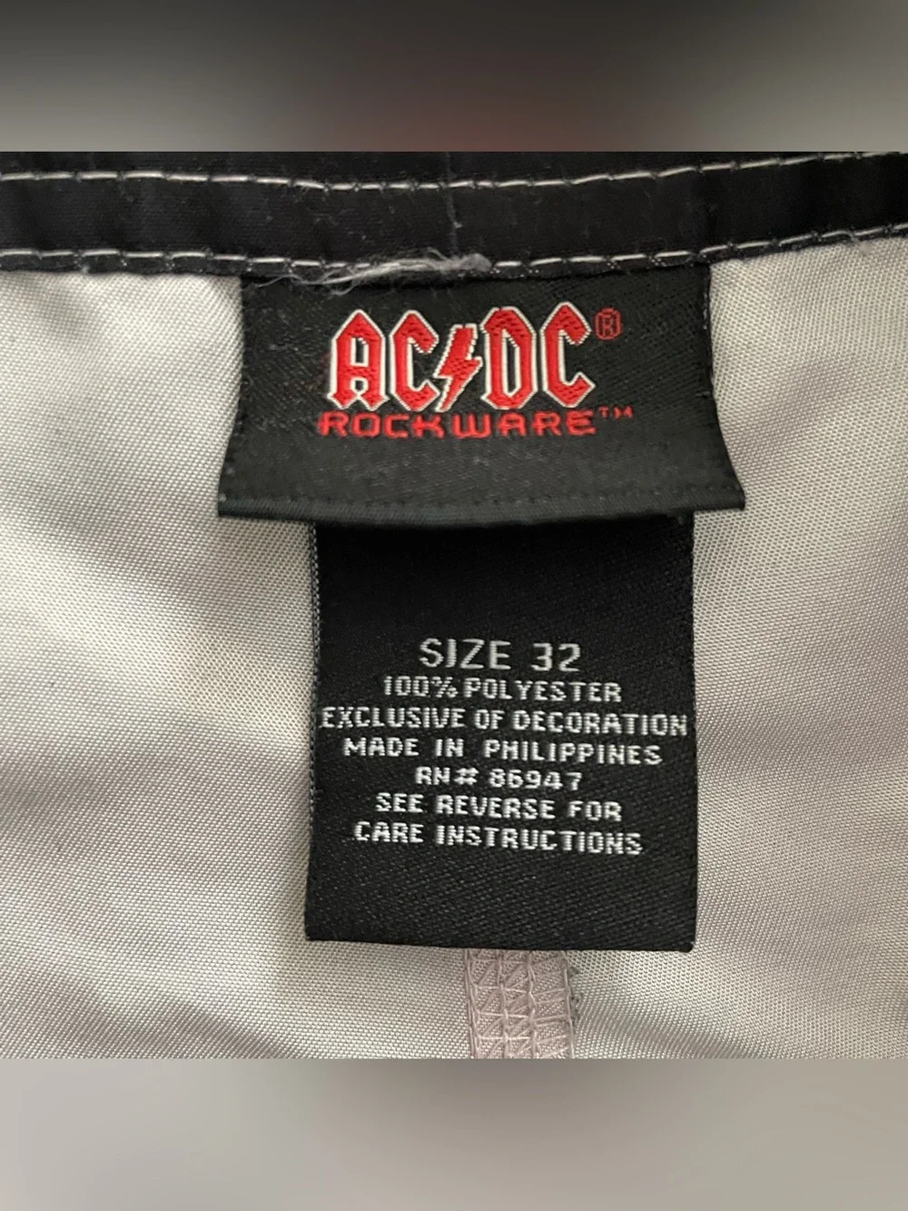 AC/DC Men’s Size 32 Black Board Shorts